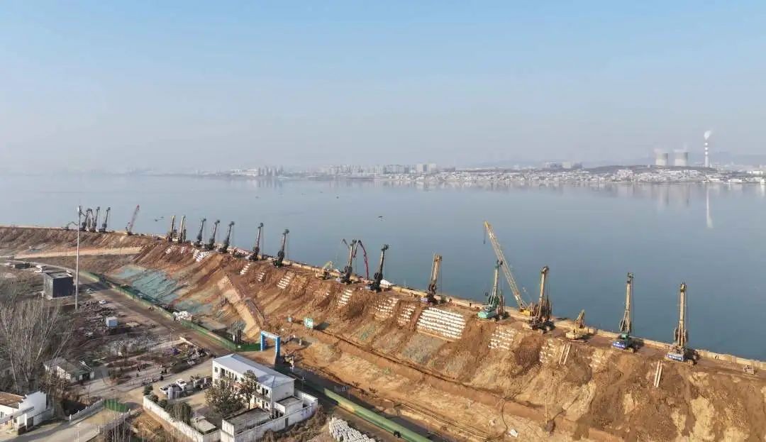 金泰SG系列抓斗主导白龟山水库除险加固工程，设备占比高达85%